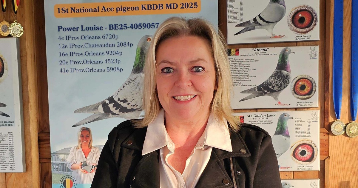 Home 2 Annick Goeteyn smiling in her trophy room showcasing national racing triumphs in Deinze.
